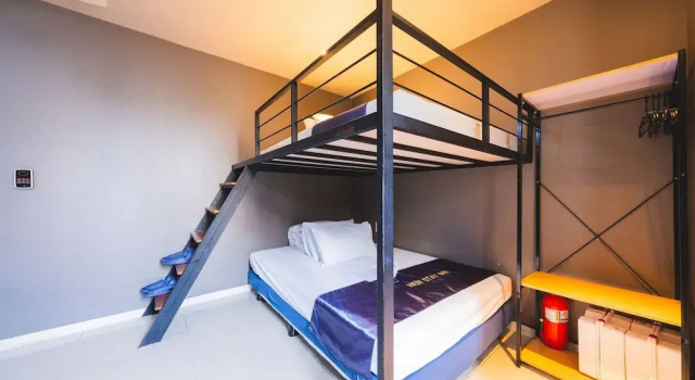 Четырёхместный номер Deluxe MyeongDong New Stay Inn