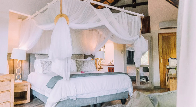 Karongwe - Kuname Safari Lodge, Забронировать Дом для отпуска Отели Каронгве с парковкой, Парковка
