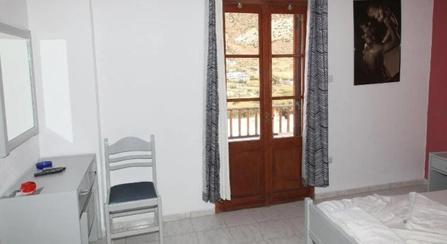 Kiki Hotel