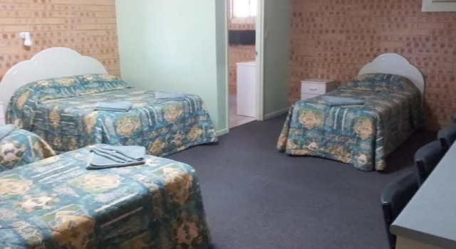 Семейный номер Standard Tiaro Motor Inn
