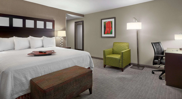 Hampton Inn by Hilton Calgary Airport North, Book Hotel SPA Hotels in Calgary, SPA