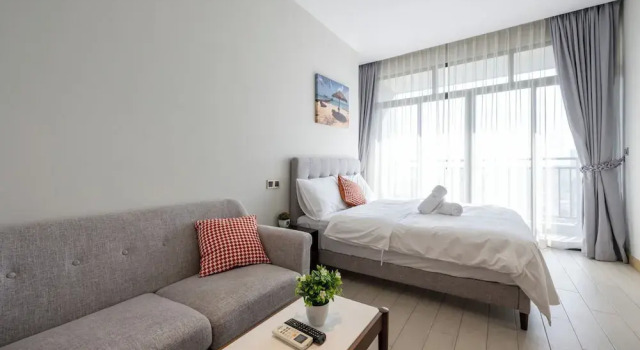 Студия Comfort Perfect Studio at The View by Soben Home