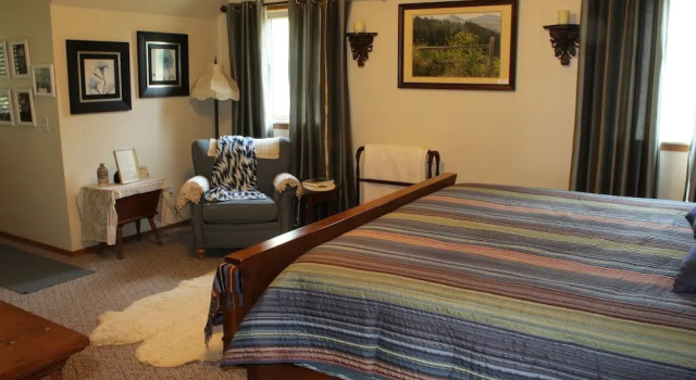 Prow'd House Bed & Breakfast, Забронировать Отель «постель и завтрак» Уимберли Texas Hill Country