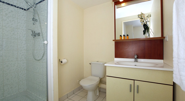 Апартаменты Standard с балконом AppartCity Classic Limoges