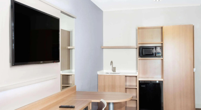 Двухместный люкс Microtel by Wyndham Vernal / Naples
