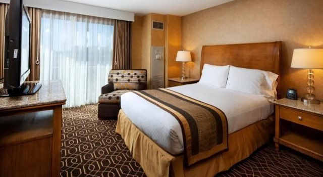Двухместный люкс c 1 комнатой DoubleTree Suites By Hilton Anaheim Resort/Convention Center