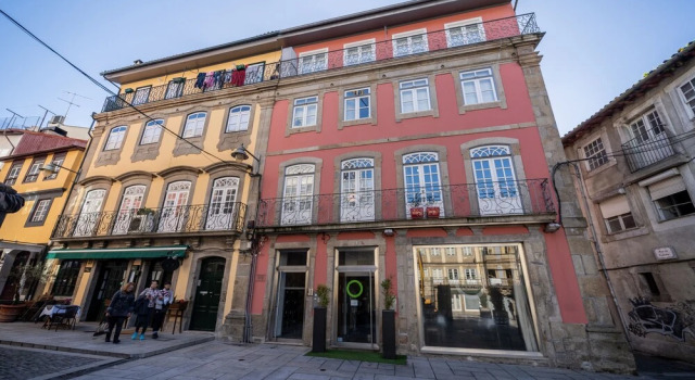 Praca Velha I, Rezerwuj Hotel Soito Chão Norte Region