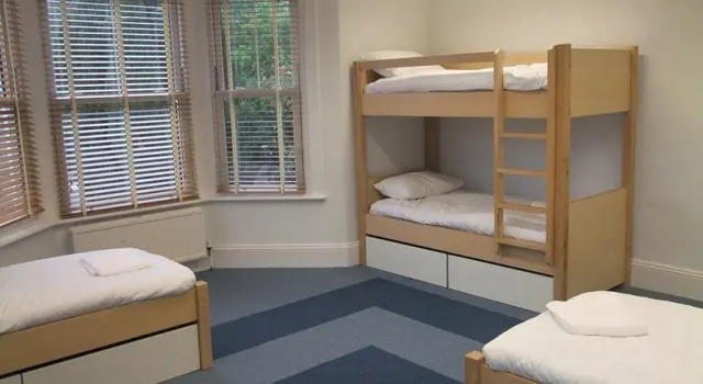 Windmill House Hostel, Rezervasyon Pansiyon / Hostel Merseyside hosteller, Pansiyon / Hostel