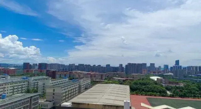 feifangshiguanjludian, Rezerwuj Hotel Hotele w Kunming z parkingiem, Parking