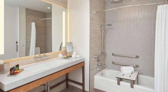 Номер Standard с балконом Canopy West Palm Beach - Downtown