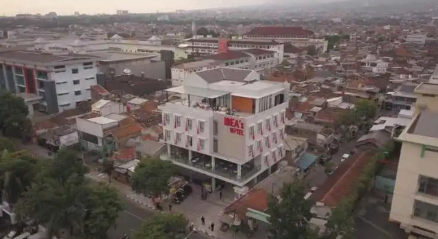 Idea's Jalan Jakarta Hotel, Book Hotel Bandung Wetan 