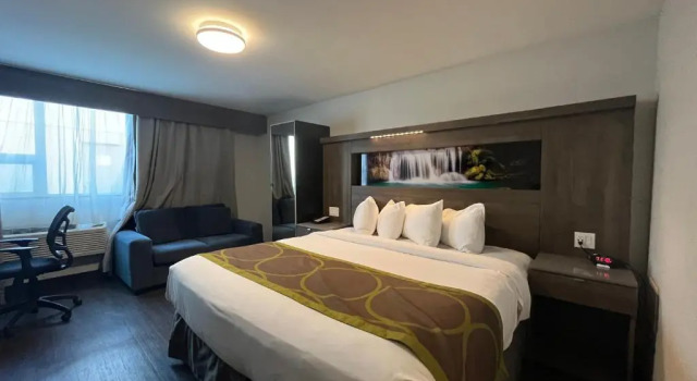 Номер Deluxe Super 8 by Wyndham Macleod Trail Calgary