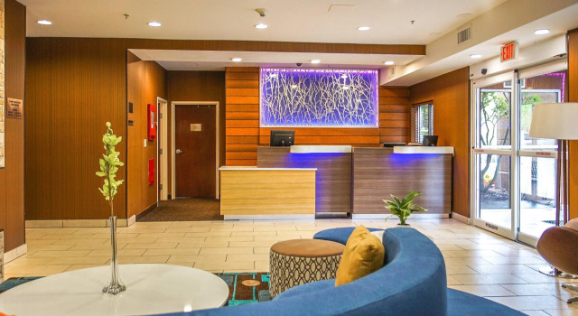 Fairfield Inn Tallahassee North/I-10, Забронировать Отель Таллахасси Панхэндл Флорида