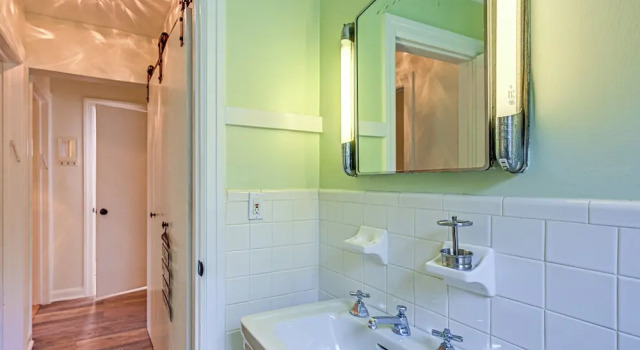 Апартаменты Historic Mamaroneck Guest House - Walk to Harbor!