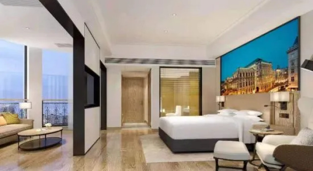 Люкс с красивым видом из окна Vienna International Hotel (Shaoyang Xinshao)