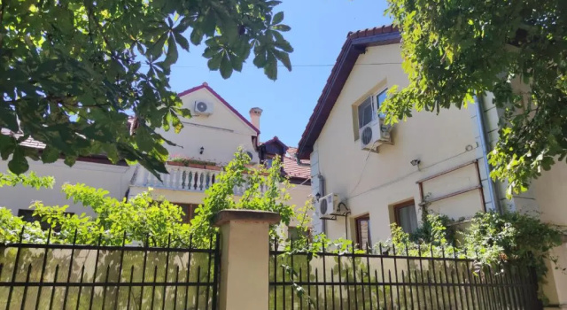 Семейный номер Standard с видом на сад Pensiunea Buon Gusto Sibiu-motorcyle friendly,city center