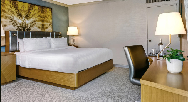 Crowne Plaza Toronto North York Hotel