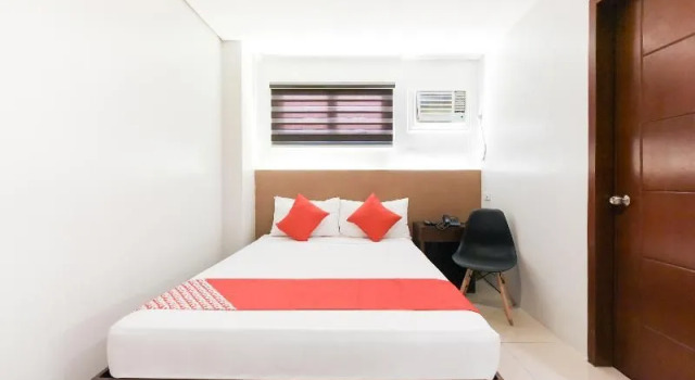 Oyo 111 The Chipper Hotel, Забронировать Отель Макати 