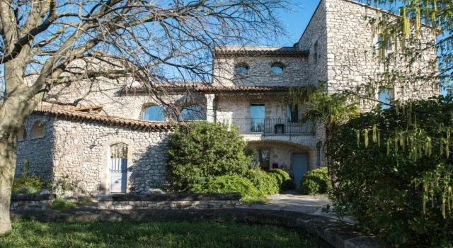 Comptoir Saint-Hilaire, Rezervovat Hotel Saint-Hilaire-de-Brethmas Gard