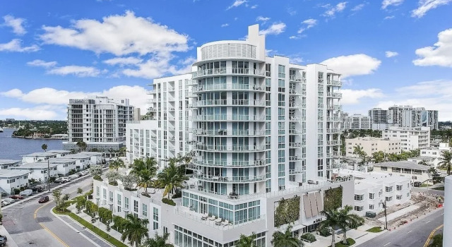 Номер Standard 914 Tiffany House 1 Bedroom Condo by RedAwning