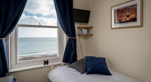 Номер Standard Channel View Guest House