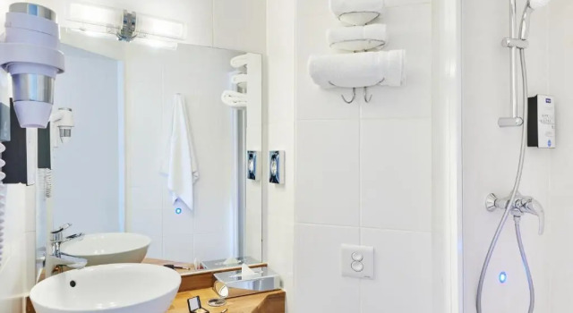 Двухместный номер Standard Kyriad Lille - Mons en Baroeul
