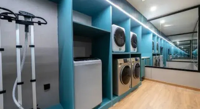 Rubik's Cube Hotel