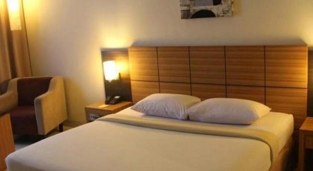 Hotel Kini Pontianak, Rezervovat Hotel Hotely v Kalimantan s parkováním, Parkování