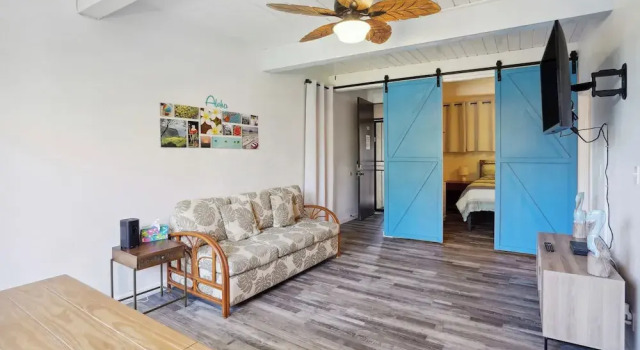 Апартаменты c 1 комнатой < 1 Mi to Beach + Town! Airy Kailua-kona Condo