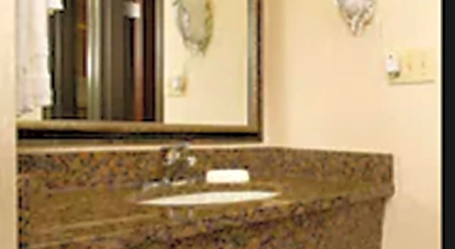 Номер Deluxe Hotel Lotus Kansas City Merriam