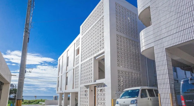 Onna Oceanview suites