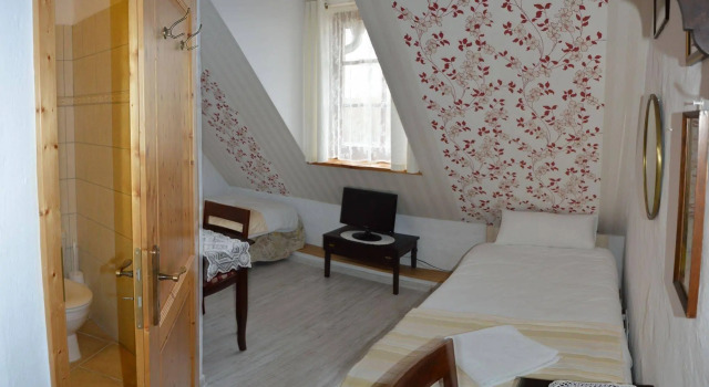 Karczma Rzym, Забронировать Отель Фабрична 