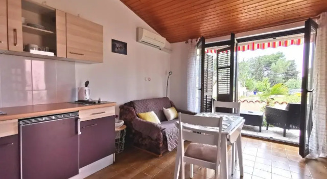 Студия Apartmani Koin