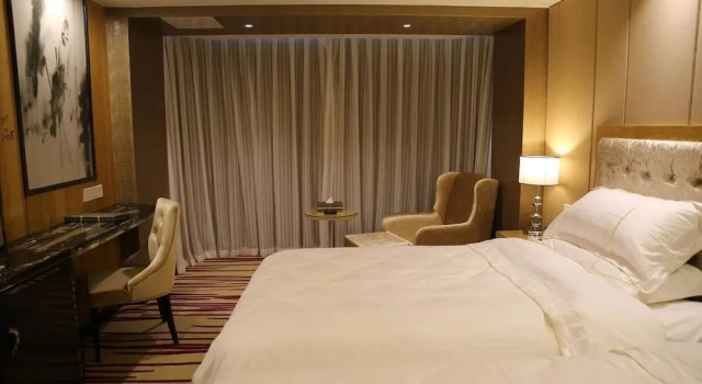 Guomao Hotel, Rezervasyon Otel Guangdong otoparklı oteller, Otopark