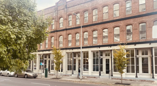 Harlow Hotel