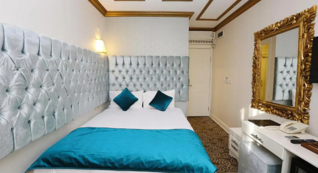 Одноместный номер Standard Diamond Royal Hotel
