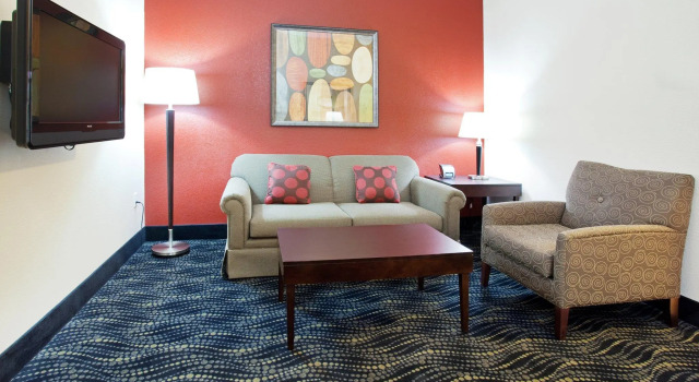 Двухместный люкс c 1 комнатой Holiday Inn & Suites Grand Junction-Airport by IHG