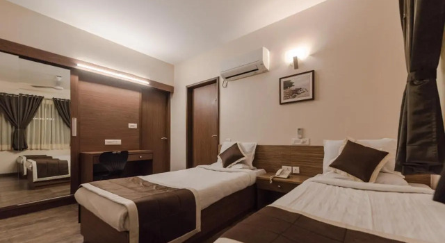 Hotel Inland Avenue, Rezervovat Hotel Hotely v Bangalore s parkováním, Parkování