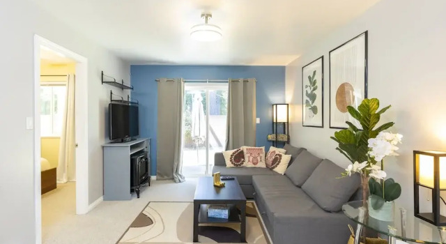 2298 Setchfield Ave