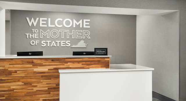 Hampton Inn Roanoke/Hollins - I-81, Забронировать Отель Отели Роанок 3 звезды, 3*