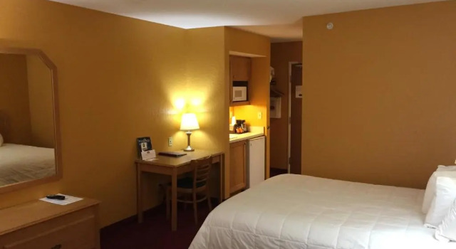 Suite Parkfield Inn - Clinton