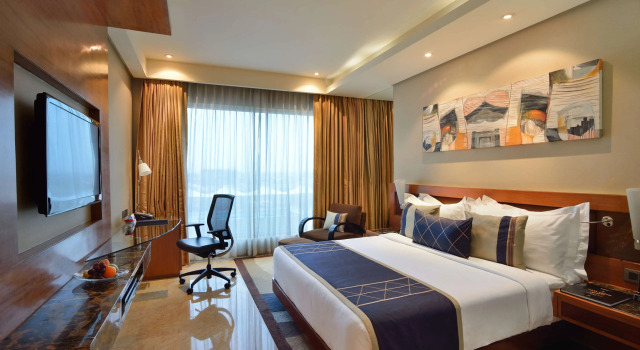 Номер Superior Radisson Blu Kaushambi Delhi NCR