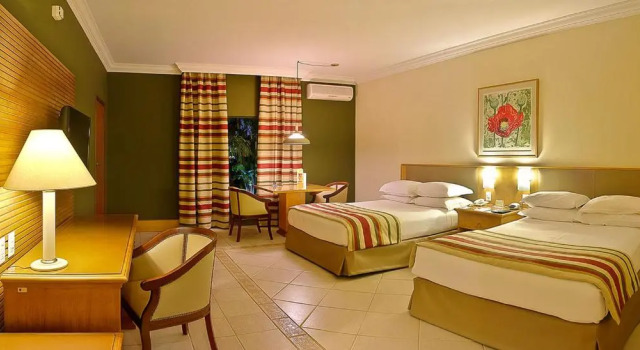 Трёхместный номер Deluxe Hotel JP Ribeirão Preto Resort & Convenções by Nacional Inn