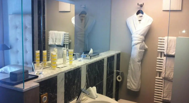 Полулюкс Hotel Le Place dArmes - Relais & Châteaux
