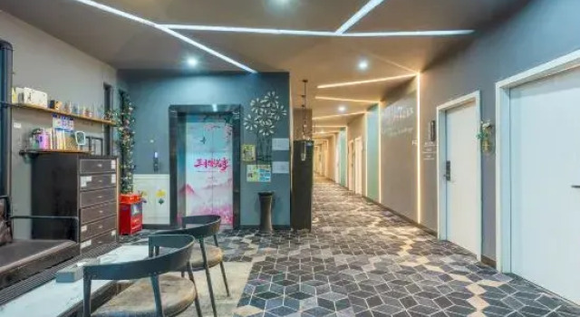 Doctor Mountain Yu Hotel, Boek Hotel Hotels in Guangdong met parkeren, Parkeren