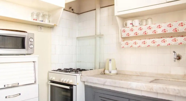 Апартаменты Vibrant and Central Flat in Karsiyaka Near Sea