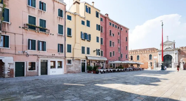 Апартаменты Цокольный этаж Prince Apartments