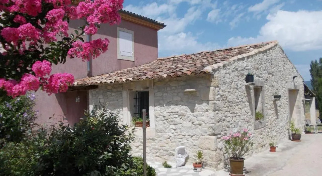 Студия La Bastide des Raisins