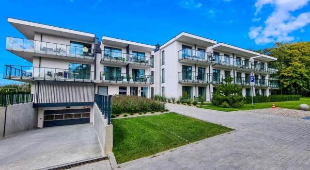 NA WYDMIE APARTAMENT - Rezydencja Niechorze 111, Забронировать Апартаменты/квартира Отели Rewal Coast с парковкой, Парковка