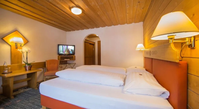 Hotel Cresta
